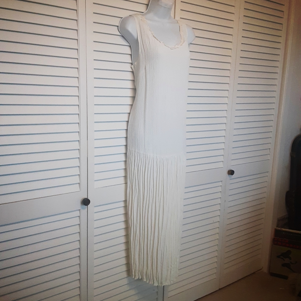 Vintage Lace & Crinkle Textured Wedding Reception Dress with Jacket - Picture 10 of 16